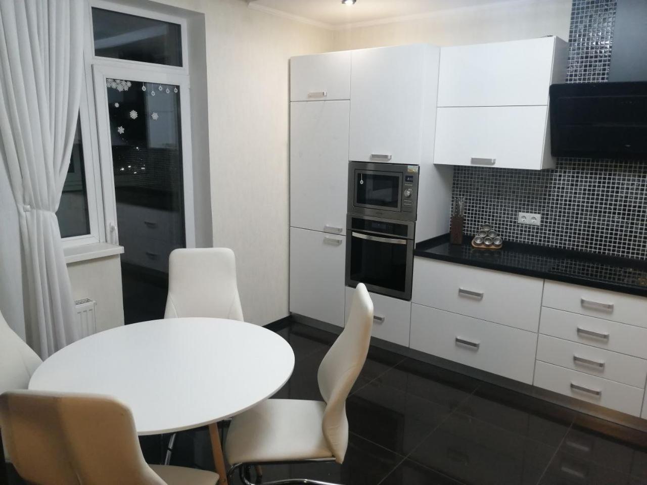 Сучасна Квартира В Жк Friendly House Kiev Buitenkant foto
