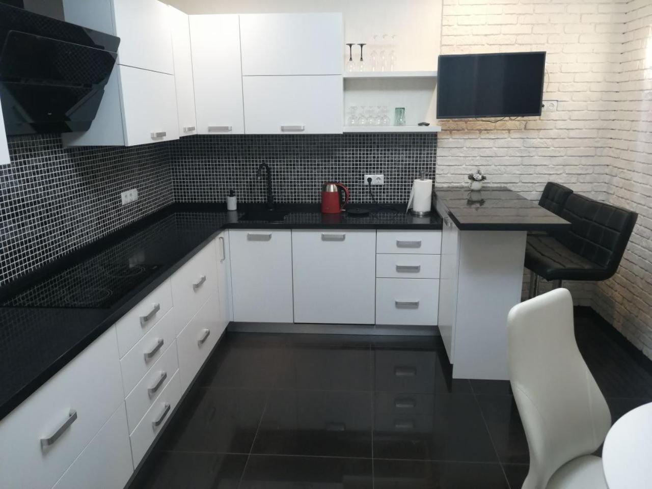 Сучасна Квартира В Жк Friendly House Kiev Buitenkant foto