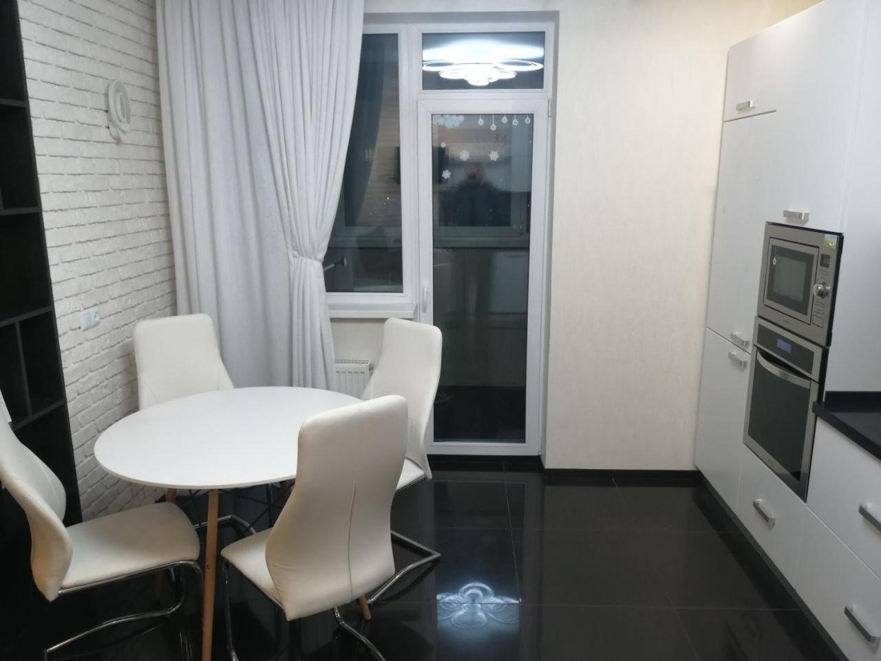 Сучасна Квартира В Жк Friendly House Kiev Buitenkant foto